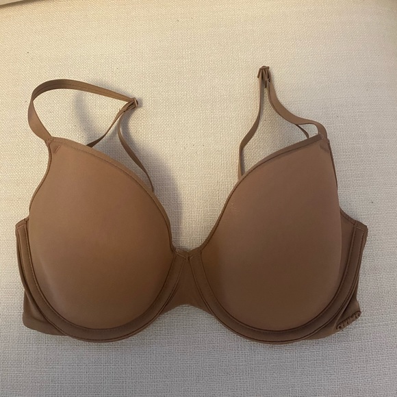 Skims Weightless Demi Bra - Picture 3 of 11